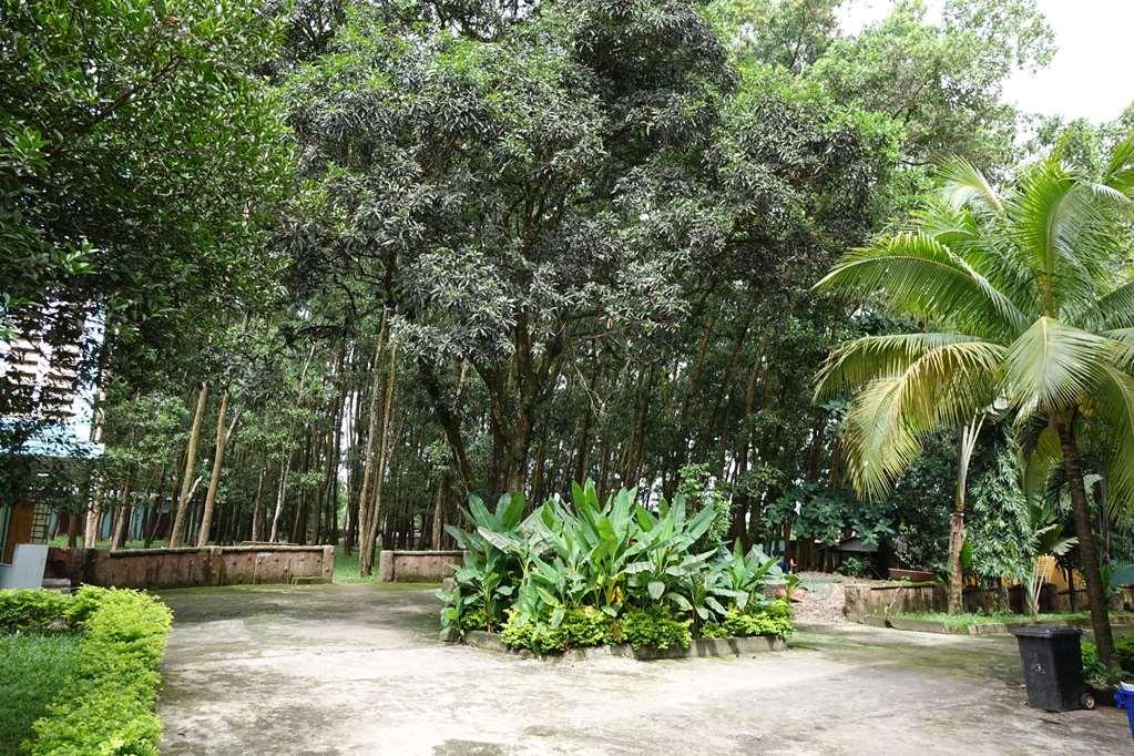Wusum Hotel Makeni Exterior foto