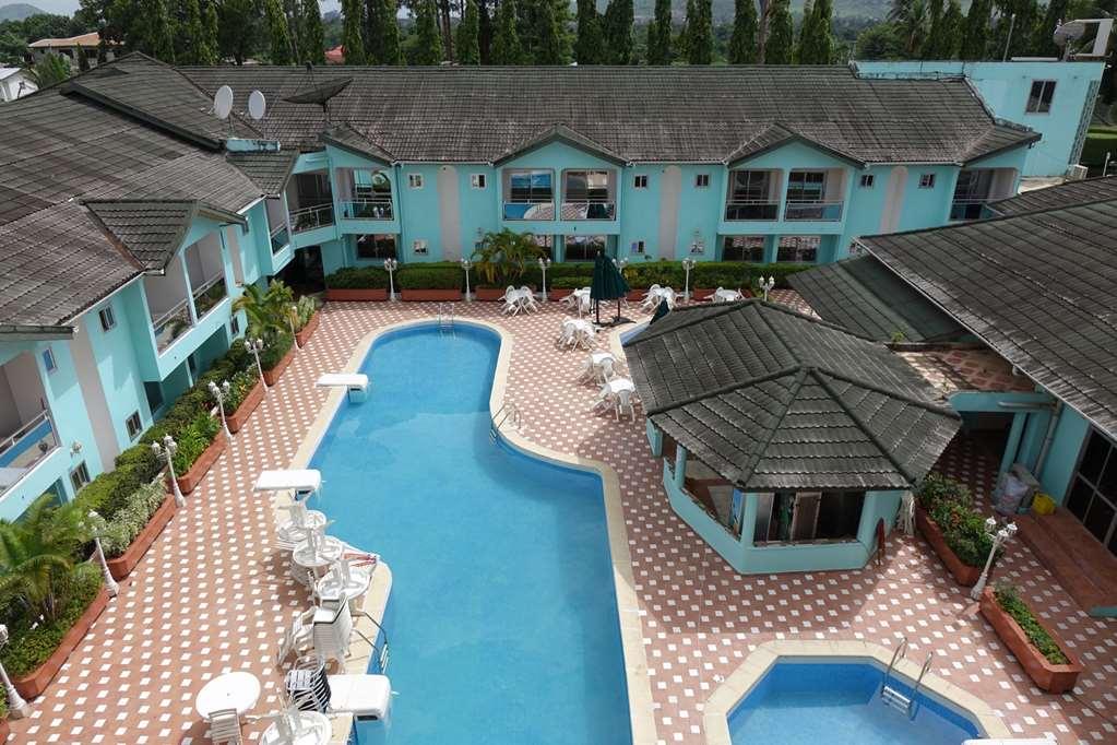 Wusum Hotel Makeni Exterior foto